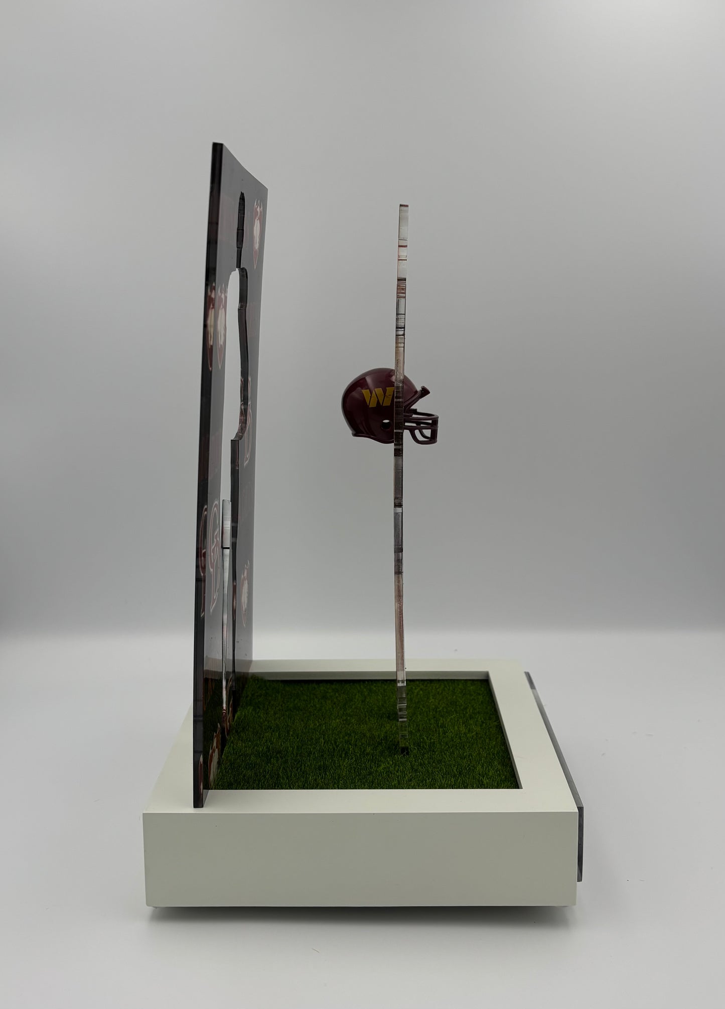 Football Breakout WinZig
