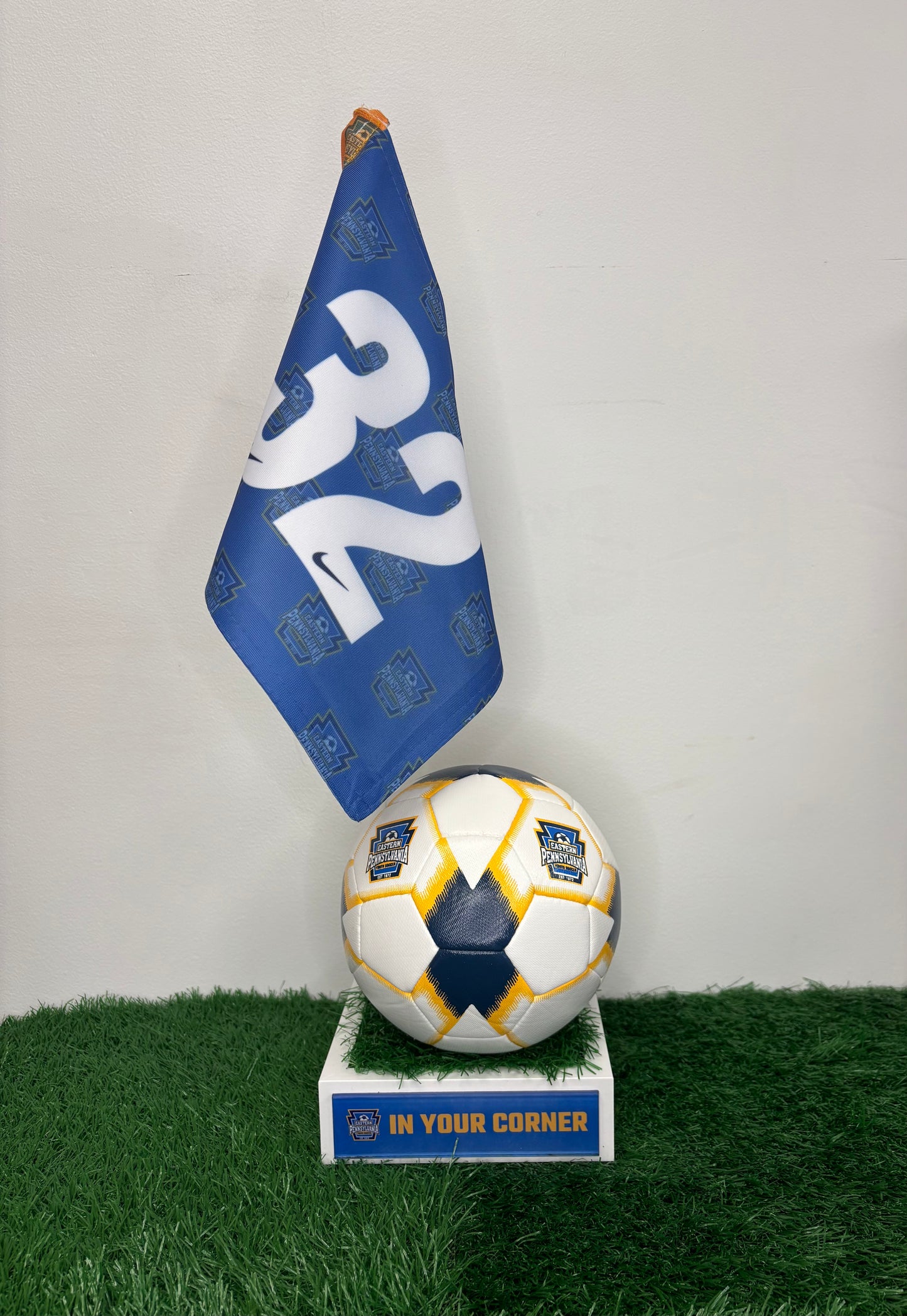 Custom WinZig Corner Flag+Base