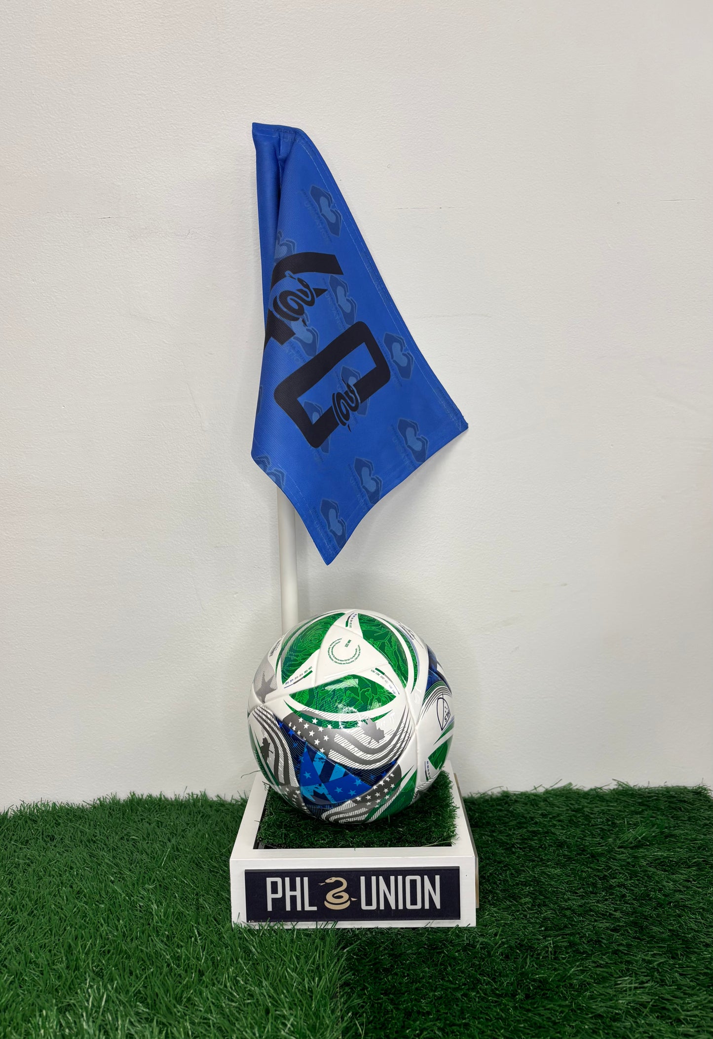 Custom WinZig Corner Flag+Base