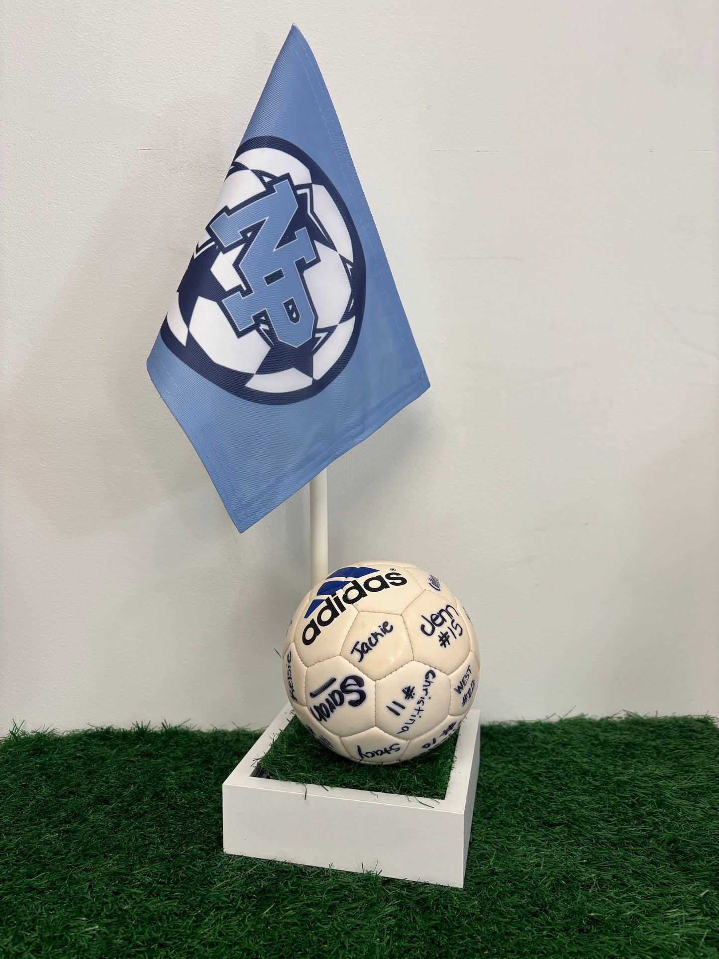 Custom WinZig Corner Flag+Base